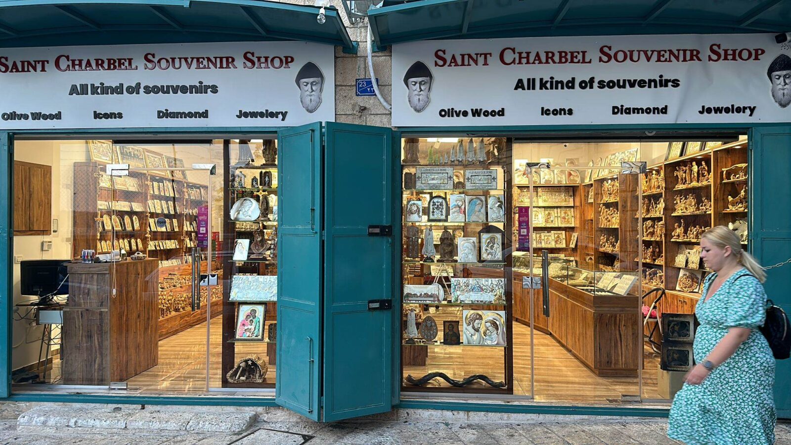 Saint Charbel souvenir shop
